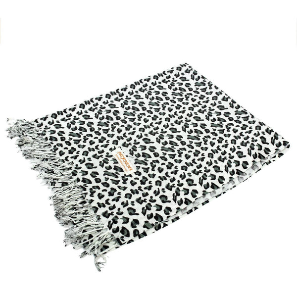 W057-3 Leopard Print Pashmina Shawl Black/White